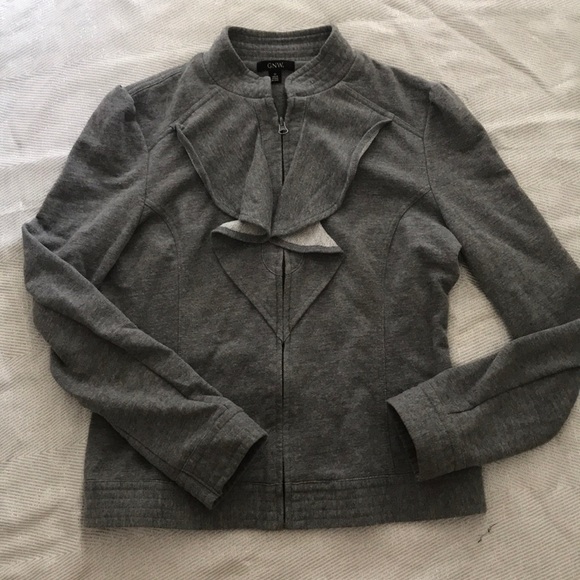 GNW zip up sweater - Picture 1 of 4